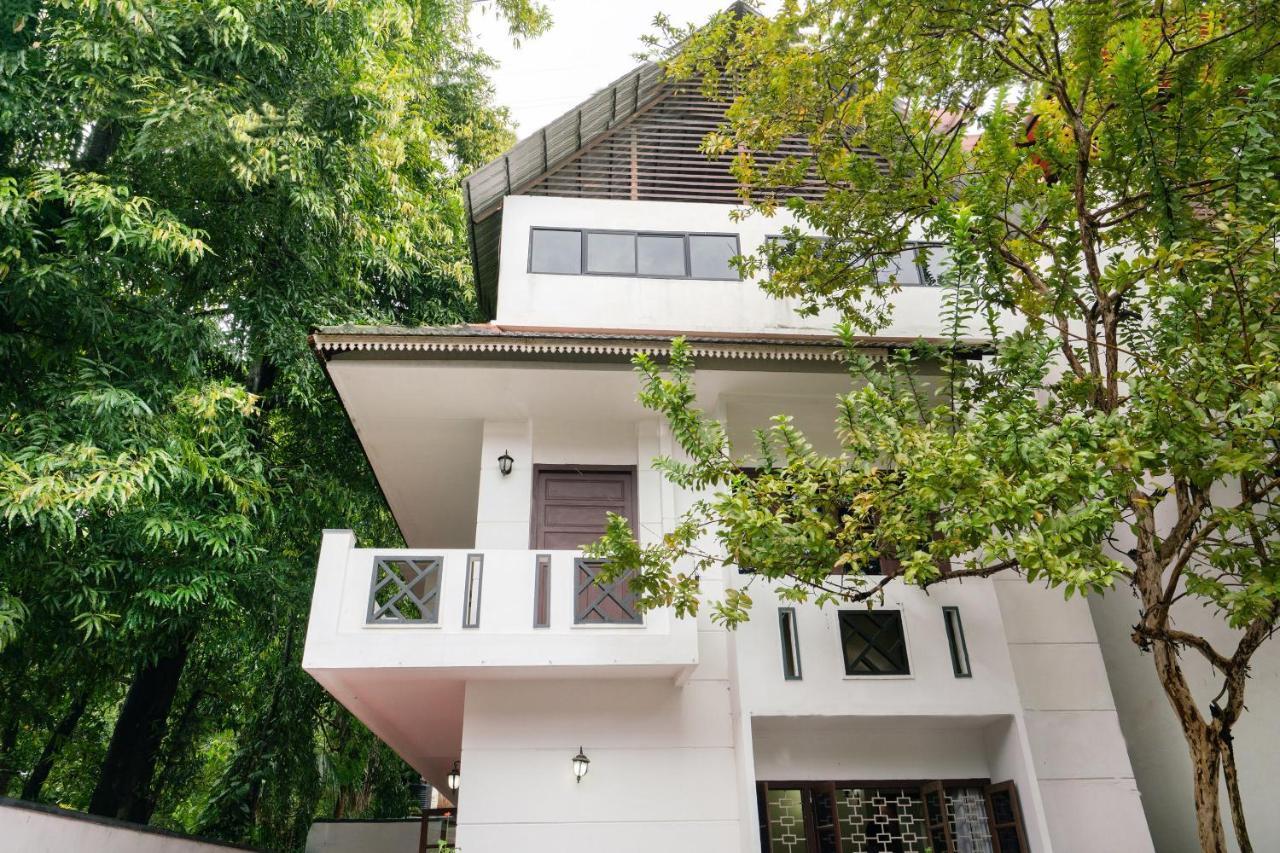 Oyo Home 63551 Pleasant Stay Near Fort Kochi Beach Exterior foto